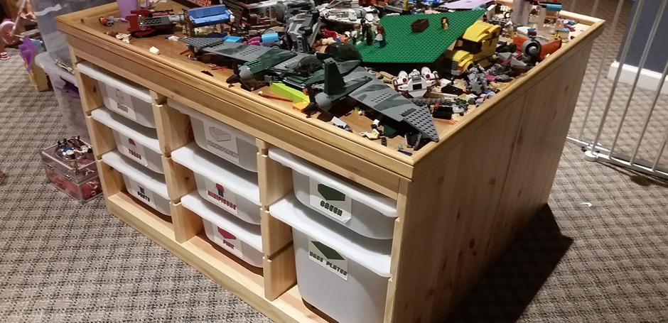 Arranging Lego Set with Trofast Ikea Hack
