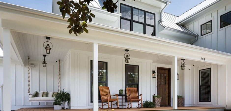 Farmhouse Style Exterior