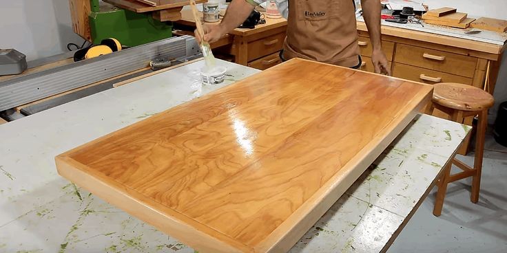 Lacquer-Based Wood Stain