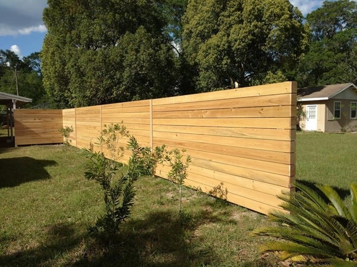 Modern Horizontal Fence Ideas for Your Yard