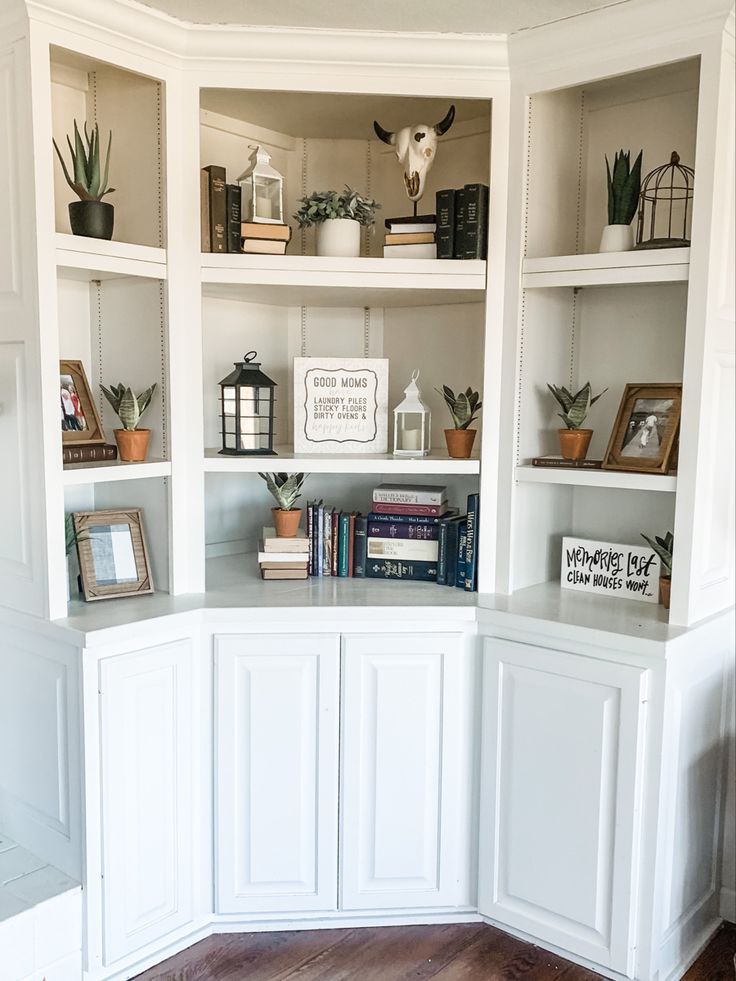 Corner Cabinets