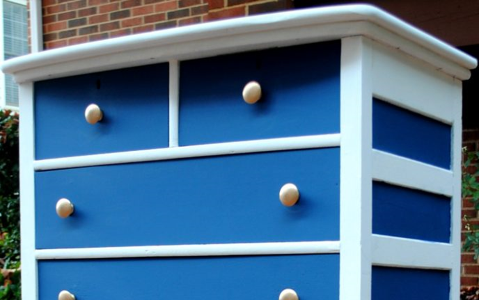 DIY Blue-White Painted Dresser